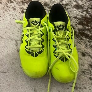 Salming boys neon green squash sneakers size 1.5 us or 33 euro like new